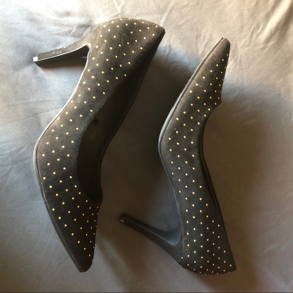 Old Navy High Heels Pumps Black with Gold